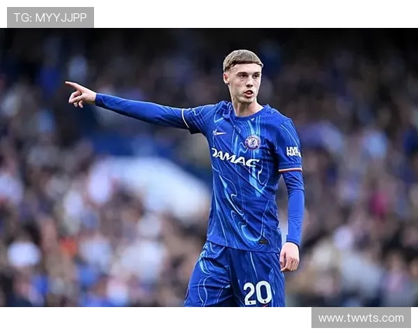 英媒称帕尔默曼联中场传闻加剧 英媒称帕尔默曼联中场传闻加剧